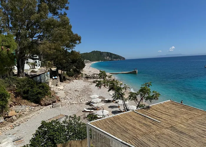 Newly Renovated Olive Διαμέρισμα